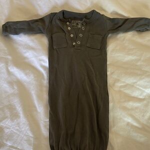 Lovedbaby Baby Gown with Snap front 0-3 months